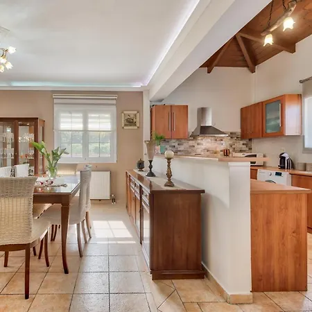 Astarte Villas - Adrianna With Private Pool Villa